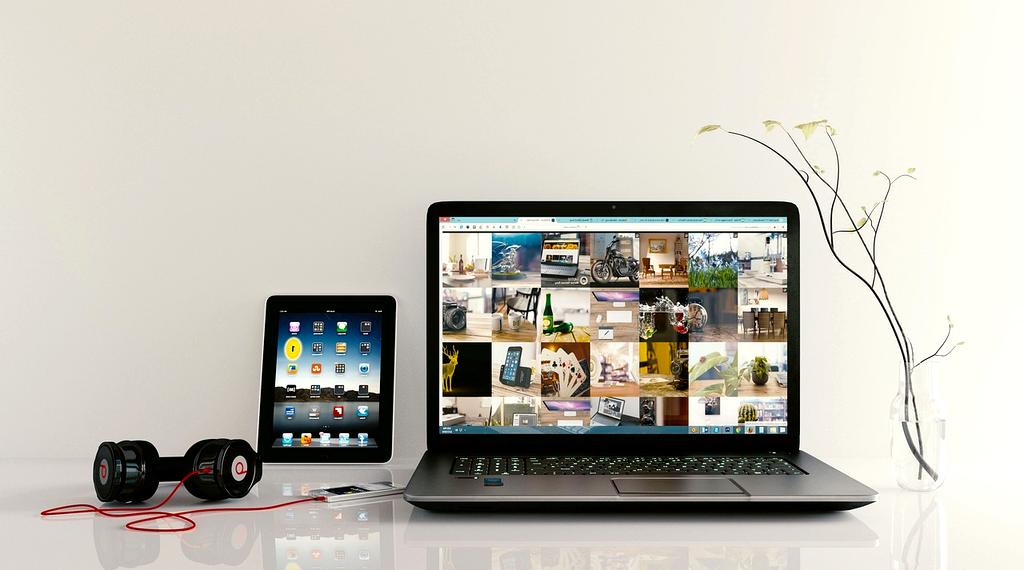 Cuffie VR di ultima generazione con sensori occlusivi